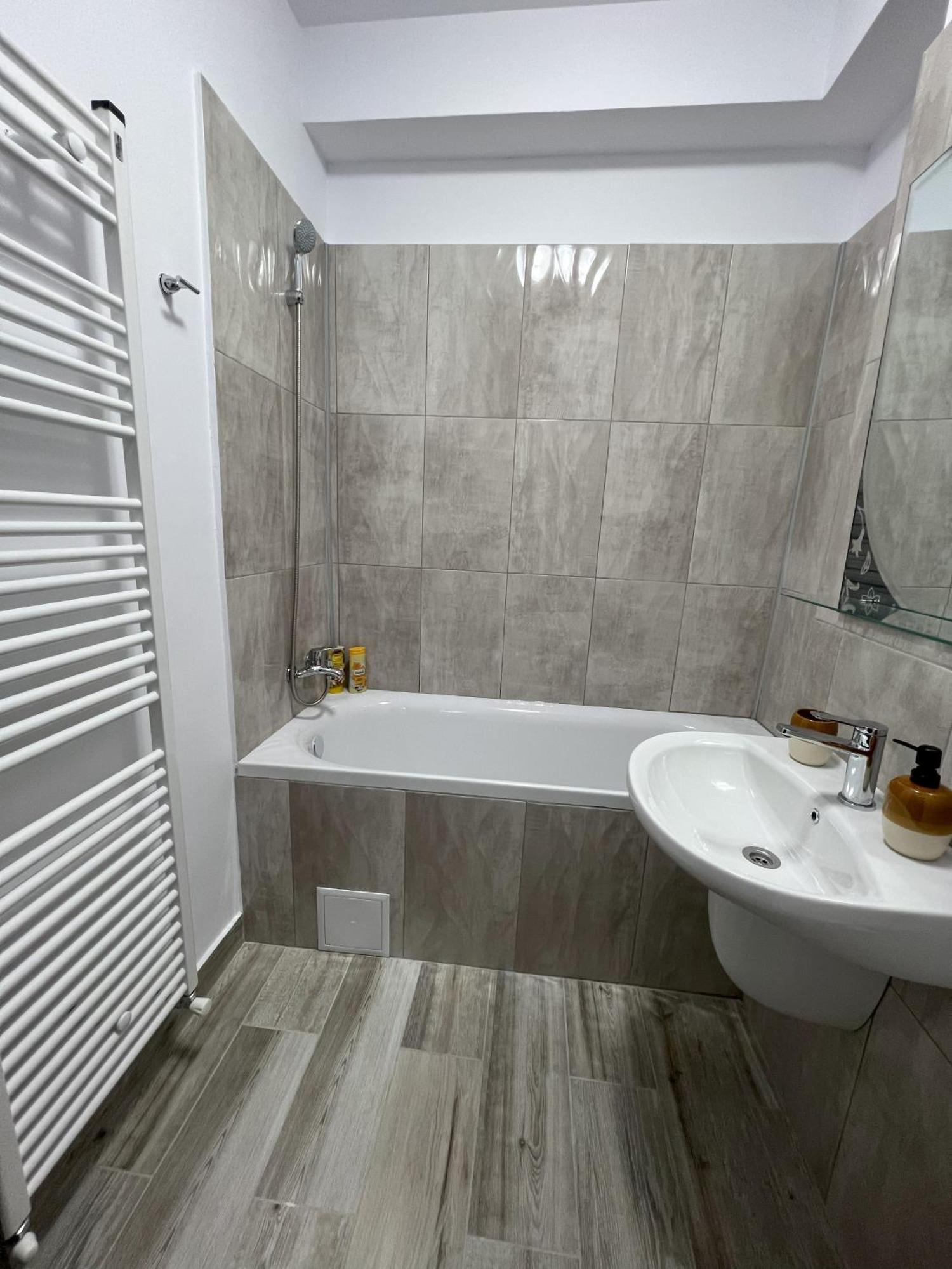Refined Studio Haven At Exigent Plaza - 08 Bukareszt Zewnętrze zdjęcie
